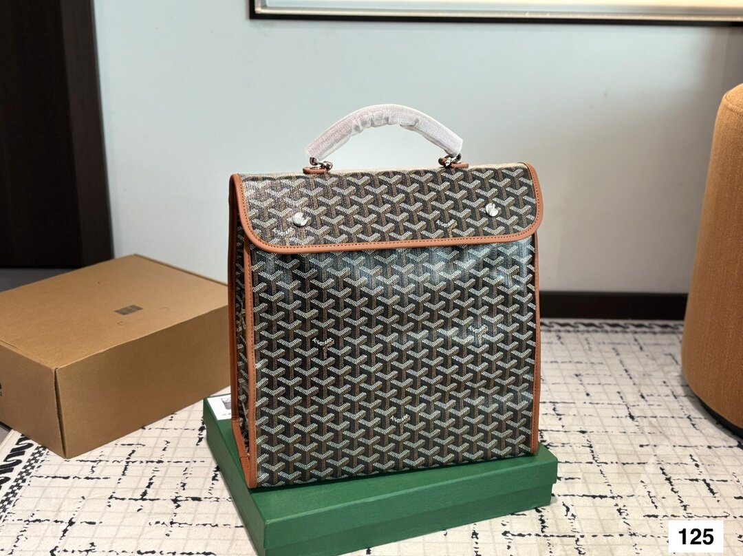 Goyard backpack 33 37cm